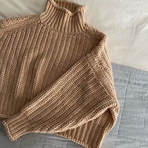 H&M Chunky Cable Knit Turtleneck Sweater